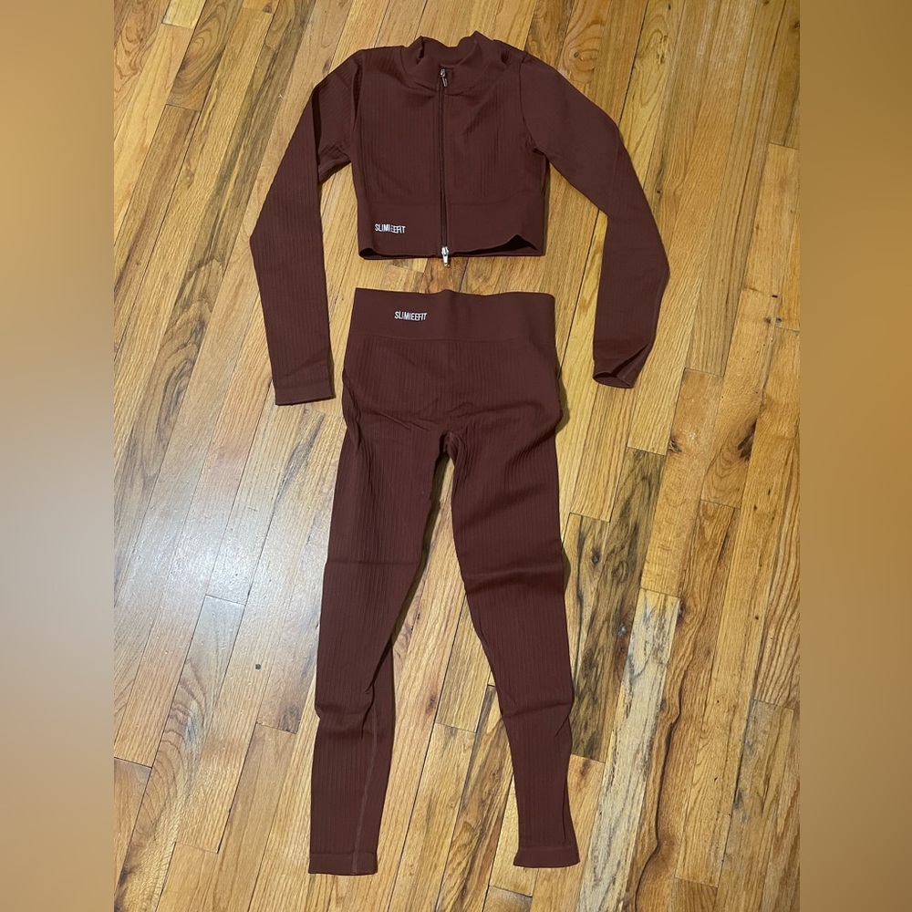 Brown Ribbed Two-Piece Set